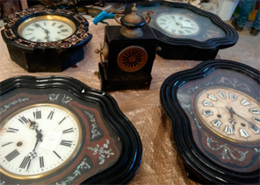 tratamiento carcoma en relojes antiguos